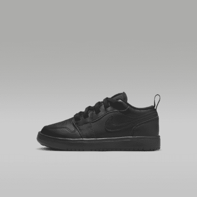 Boys black jordans clearance
